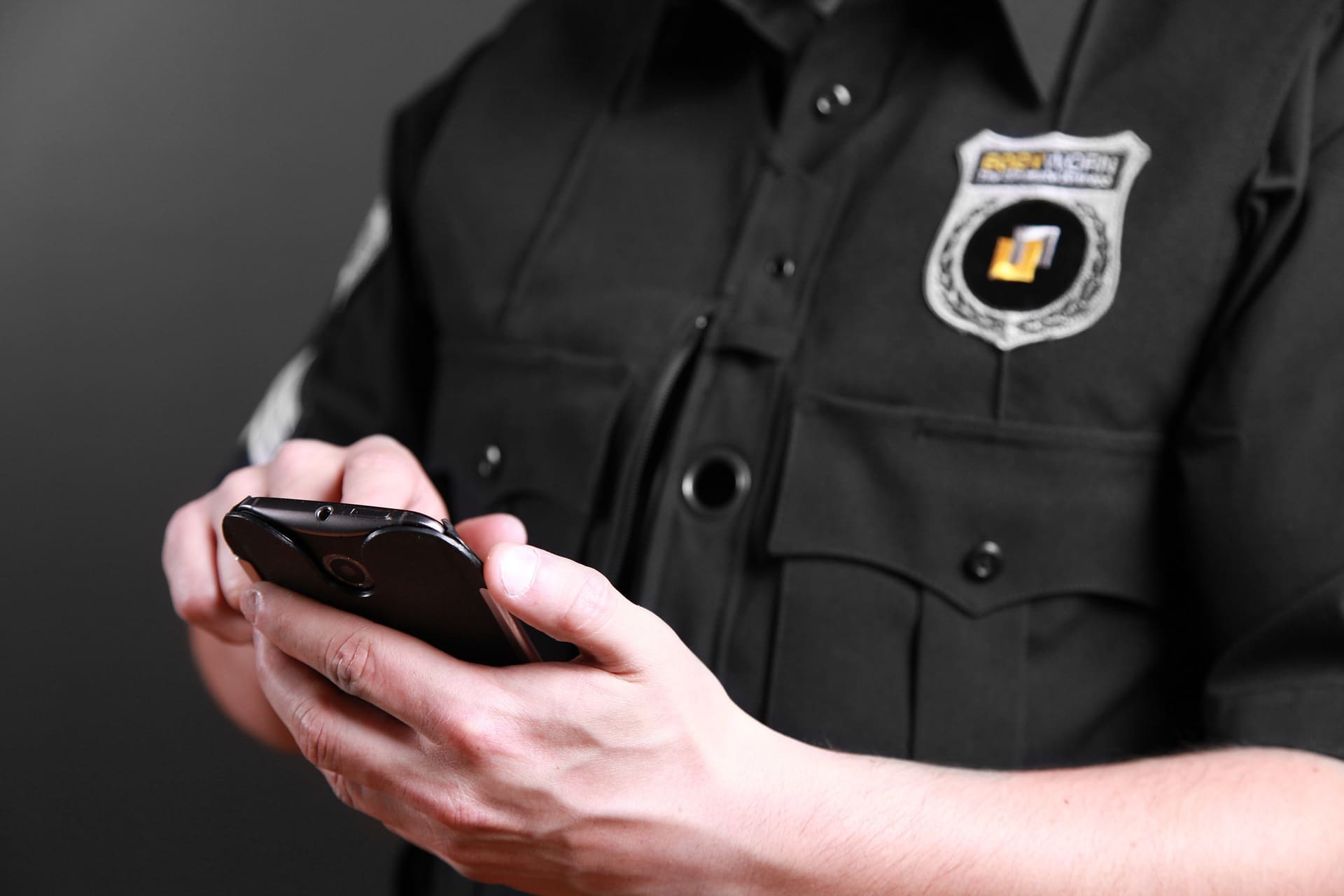 One Way to Prevent Police From Surveilling Your Phone