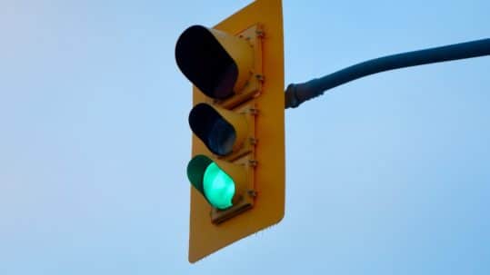 reinstate suspended license az -- green traffic light